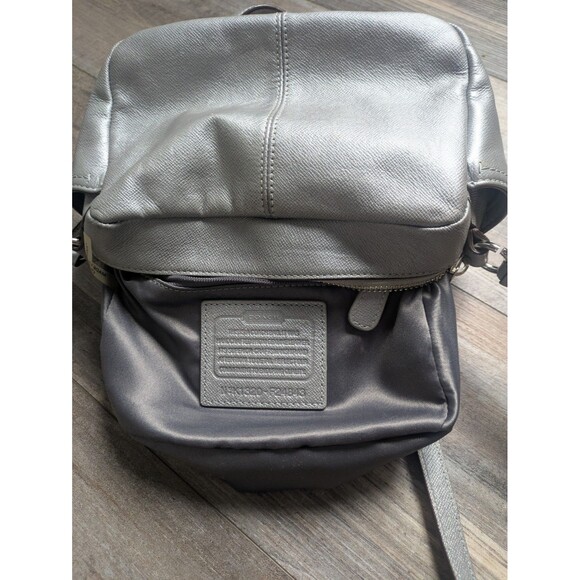 Coach Campbell Turnlock Crossbody Camera Bag Silver With Silver Hardware F24843 - Picture 8 of 9